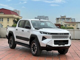 2026 Toyota Hilux IX, белый, 8990000 рублей, вид 3