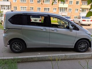 2014 Honda Freed I Рестайлинг, серый, 1170000 рублей, вид 2