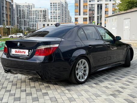 2007 BMW 5 серии 530d V (E60/E61) Рестайлинг, синий, 1500000 рублей, вид 3