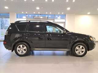 2011 Mitsubishi Outlander II Рестайлинг, чёрный, 849000 рублей, вид 4