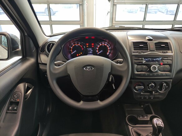 2026 Lada (ВАЗ) Granta I Рестайлинг, белый, 1290000 рублей - вид 22