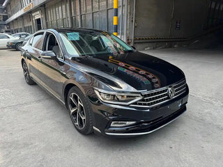 2022 Volkswagen Magotan B8 Рестайлинг, чёрный, 1650000 рублей, вид 3