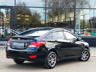 2013 Hyundai Solaris I, чёрный, 739000 рублей, вид 2
