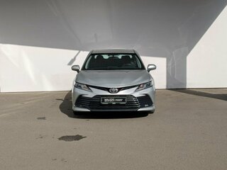 2021 Toyota Camry VIII (XV70) Рестайлинг, серый, 2990000 рублей, вид 2