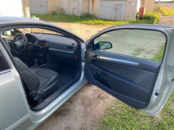 2008 Opel Astra GTC H Рестайлинг, бежевый, 410000 рублей - вид 8