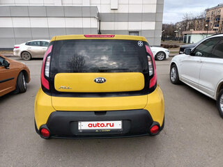 2014 Kia Soul II, оранжевый, 1100000 рублей, вид 2
