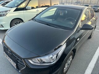 2018 Hyundai Solaris II, чёрный, 1070000 рублей, вид 2