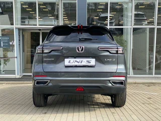2025 Changan UNI-S I, серый, 3179900 рублей, вид 5