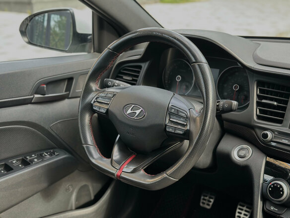 2019 Hyundai Elantra Sport VI (AD) Рестайлинг, белый - вид 26