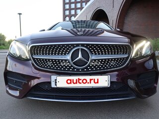 2018 Mercedes-Benz E-Класс 200 V (W213, S213, C238), красный, 4200000 рублей, вид 2