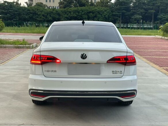 2026 Volkswagen Bora IV (China Market) Рестайлинг, белый, 1600000 рублей - вид 4