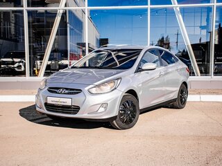 2013 Hyundai Solaris I, серебристый, 470000 рублей, вид 1