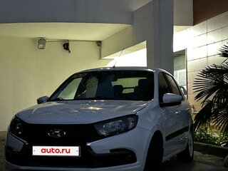 2017 Lada (ВАЗ) Granta I, белый, 600000 рублей, вид 2