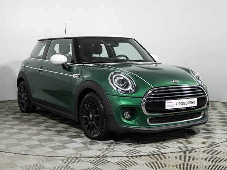 2021 Mini Hatch Cooper III (F55/F56) Рестайлинг, зелёный, 2140900 рублей, вид 3