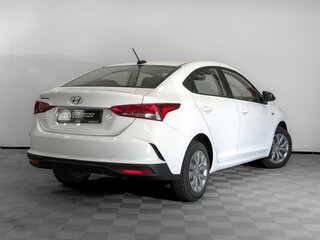 2022 Hyundai Solaris II Рестайлинг, белый, 1580000 рублей, вид 5
