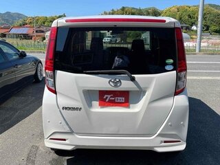 2019 Toyota Roomy I, белый, 700000 рублей, вид 5