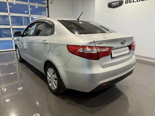 2011 Kia Rio 4-speed III, серебристый, 730000 рублей, вид 2