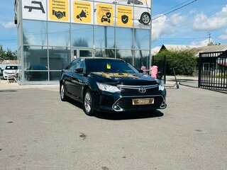 2017 Toyota Camry VII (XV50) Рестайлинг 2, чёрный, 2199999 рублей, вид 4