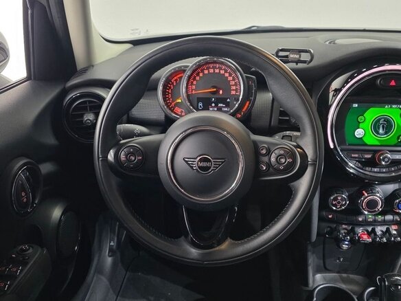 2019 Mini Cabrio Cooper III Рестайлинг, бежевый, 1750000 рублей - вид 10