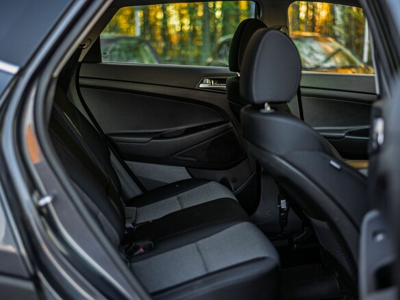 2018 Hyundai Tucson III, серый - вид 11