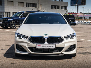 2022 BMW 8 серии Gran Coupe M850i xDrive II (G14/G15/G16) Рестайлинг, белый, 11490000 рублей, вид 2