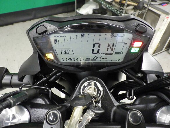 2021 Suzuki SV 650, белый - вид 6