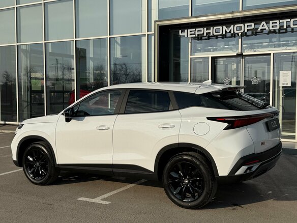 2024 Omoda C5 I Рестайлинг, белый, 3089900 рублей - вид 6