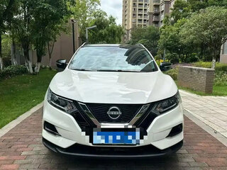 2023 Nissan Qashqai II Рестайлинг, белый, 1870000 рублей, вид 2