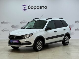 2023 Lada (ВАЗ) Granta Cross I Рестайлинг, белый, 880000 рублей, вид 1