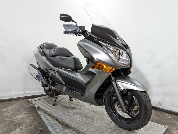 2015 Honda Silver Wing 600, серый, 595000 рублей - вид 6