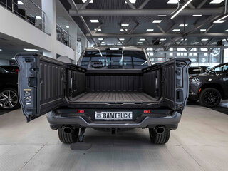 2026 Ram 1500 Crew Cab V Рестайлинг, серый, 9756002 рублей, вид 2