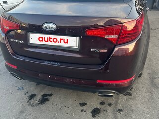 2011 Kia Optima III, красный, 670000 рублей, вид 2