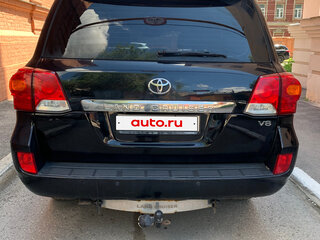 2014 Toyota Land Cruiser 200 Series Рестайлинг 1, чёрный, 3490000 рублей, вид 4