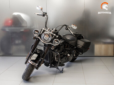 2018 Harley-Davidson Heritage Classic, чёрный, 1368499 рублей, вид 3