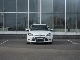 2013 Ford Focus III, белый, 690000 рублей, вид 3
