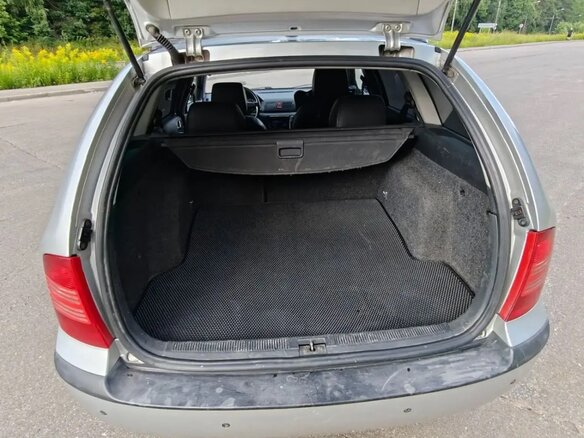 2002 Skoda Octavia I (A4) Рестайлинг, серебристый, 590000 рублей - вид 16