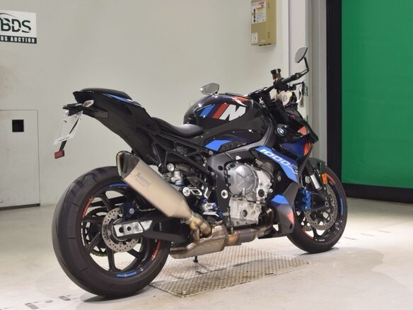 2024 BMW M 1000 R, чёрный, 2185000 рублей - вид 4