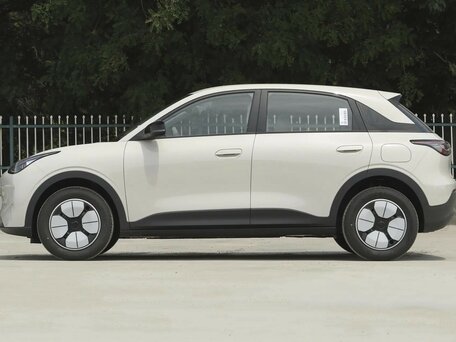 2025 Geely EX2, бежевый, 1770000 рублей, вид 2