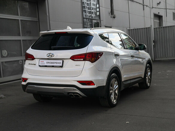 2015 Hyundai Santa Fe III Рестайлинг, белый, 2050000 рублей - вид 3