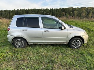 2003 Mazda Demio II (DY), серый, 200000 рублей, вид 4