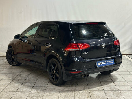 2013 Volkswagen Golf VII, чёрный, 890000 рублей, вид 4
