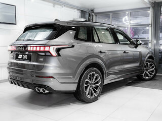 2026 Lynk & Co 09 MHEV, серый, 7130000 рублей, вид 4