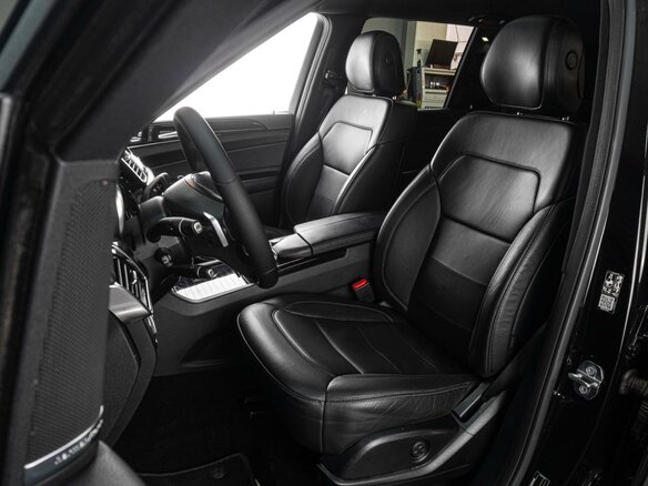 2018 Mercedes-Benz GLS 400 I (X166), чёрный, 5099000 рублей - вид 13