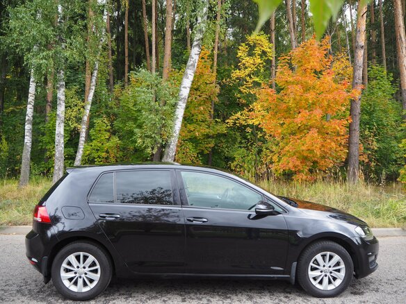 2013 Volkswagen Golf VII, чёрный, 1050000 рублей - вид 6