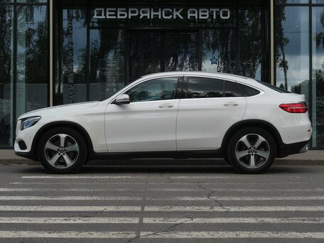 2018 Mercedes-Benz GLC Coupe 250 I (C253), белый, 3560000 рублей, вид 2