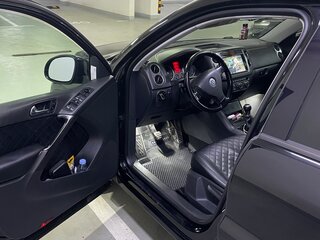 2008 Volkswagen Tiguan I, чёрный, 750000 рублей, вид 5