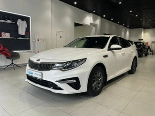 2018 Kia Optima IV Рестайлинг, белый, 1850000 рублей, вид 1