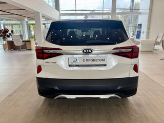 2021 Kia Seltos I, белый, 2279990 рублей, вид 5