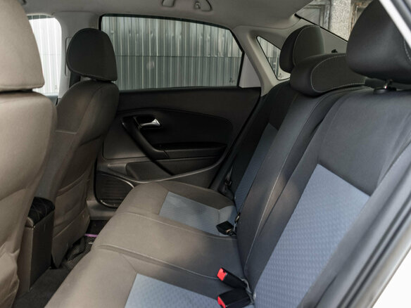 2013 Volkswagen Polo V, белый, 830000 рублей - вид 16