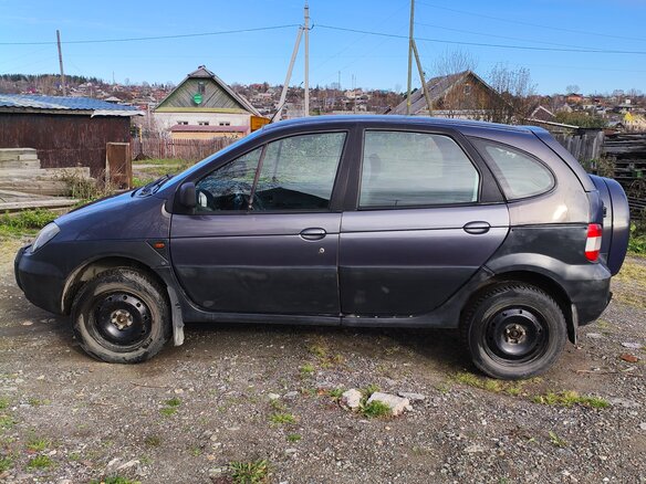 2001 Renault Scenic RX4 I Рестайлинг, синий, 400000 рублей - вид 9